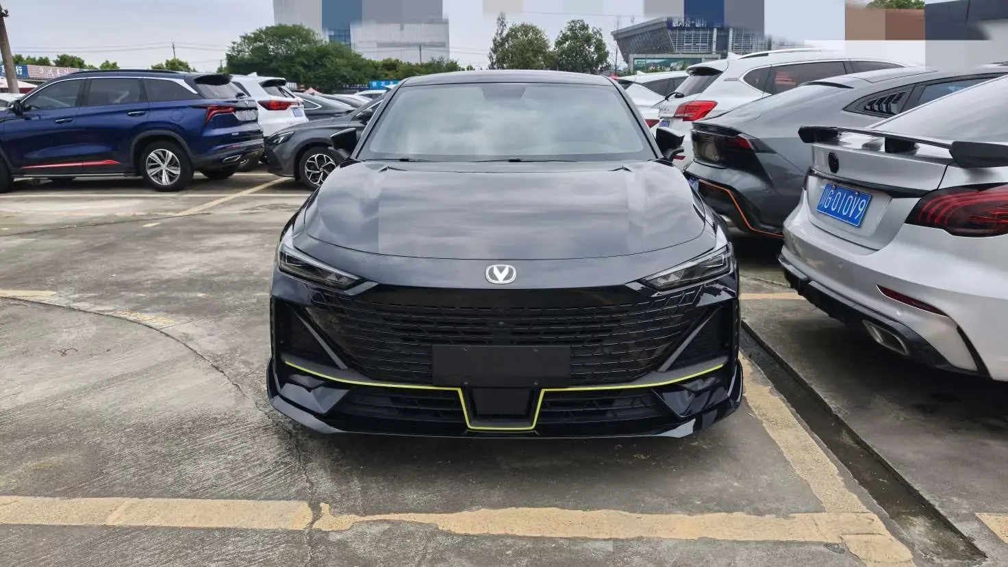 Changan UNI-V
