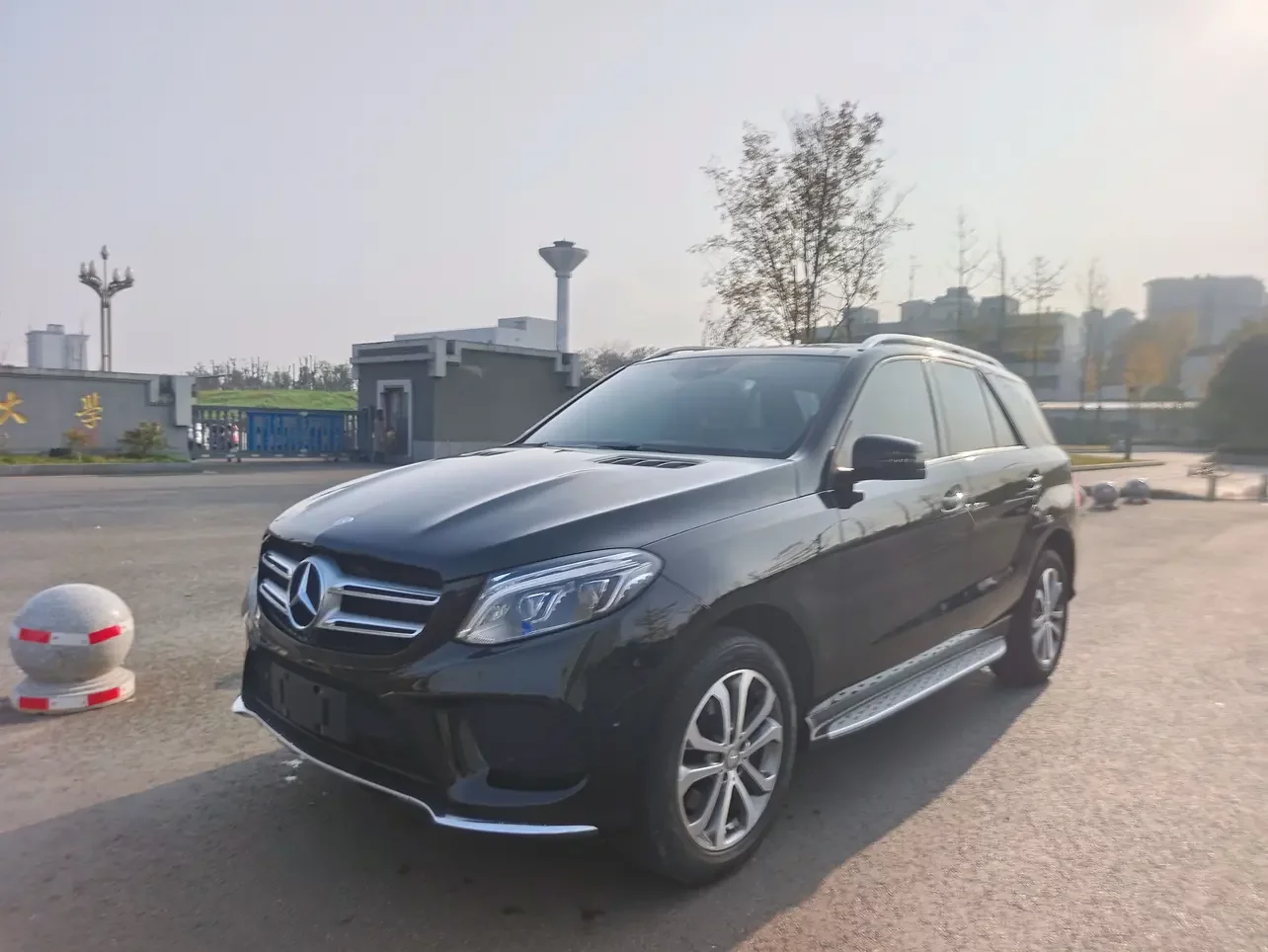 Mercedes-Benz GLE (Imported)