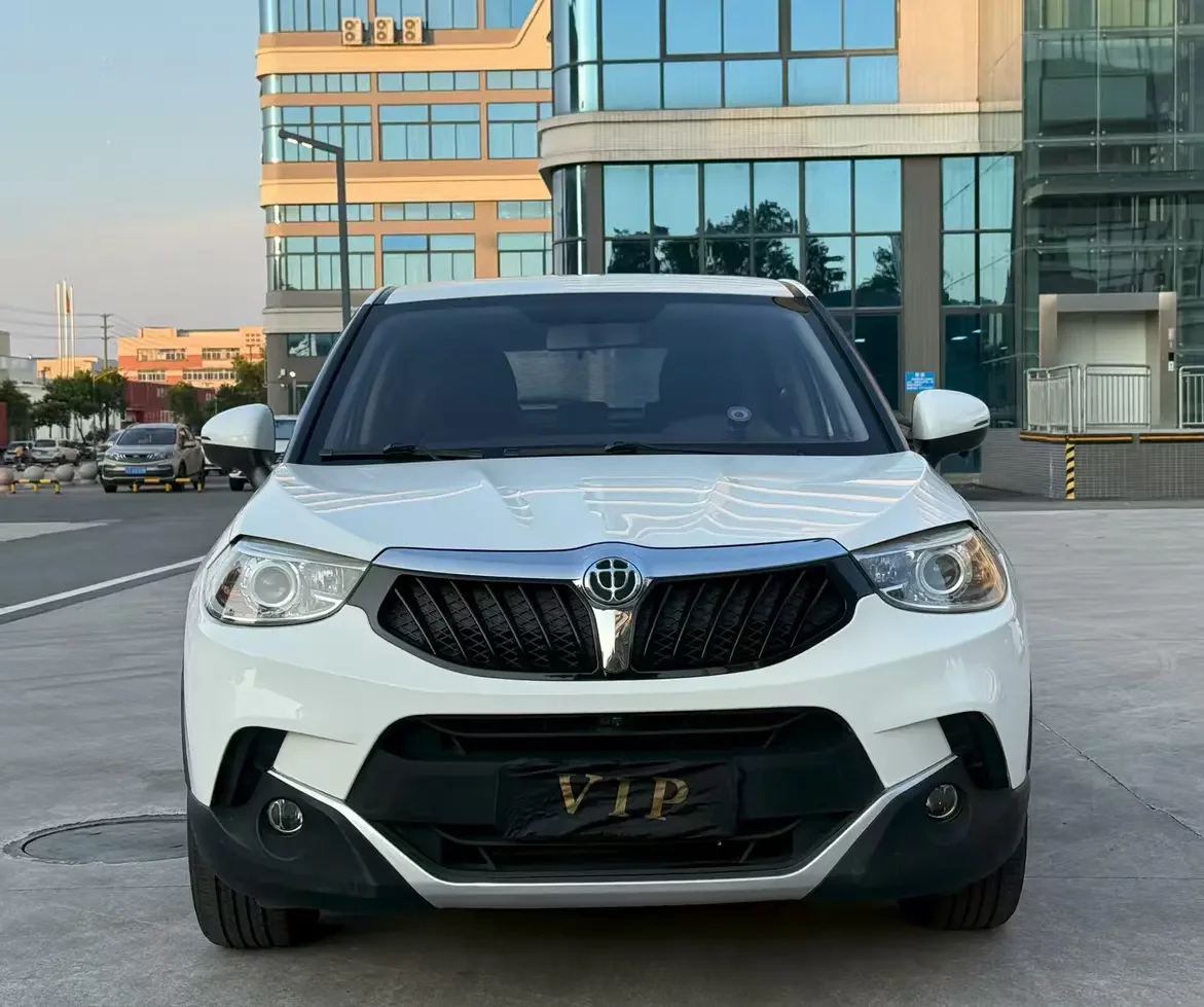 Brilliance China V3  из Китая