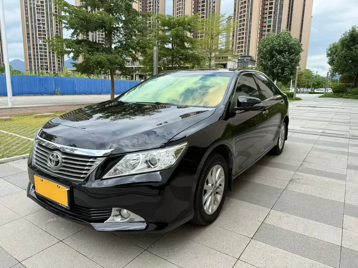 Toyota Camry 2014