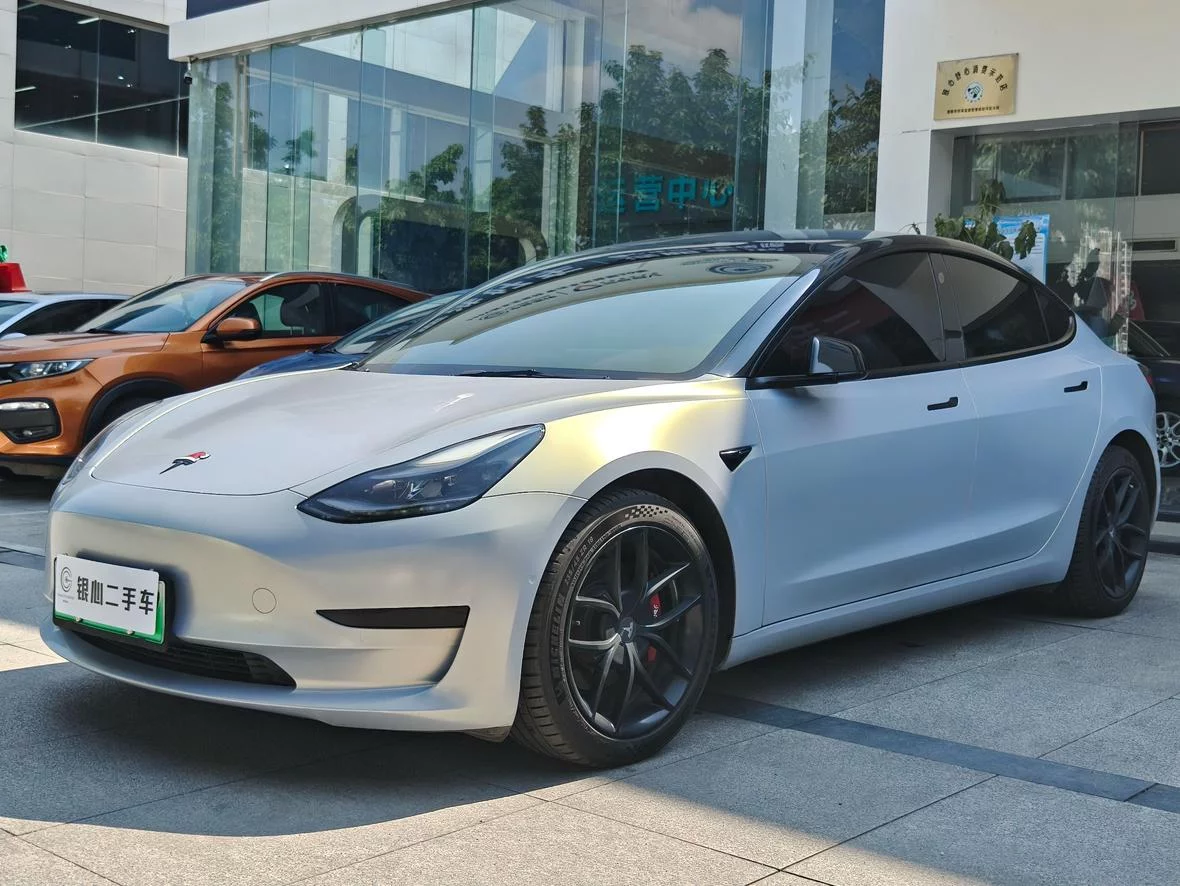 Tesla Model 3 2022