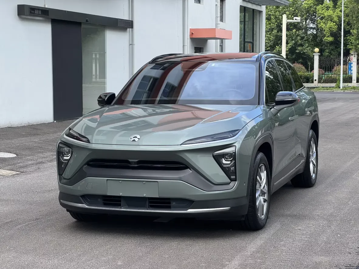 NIO ES6