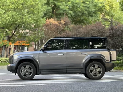 iCAR 03