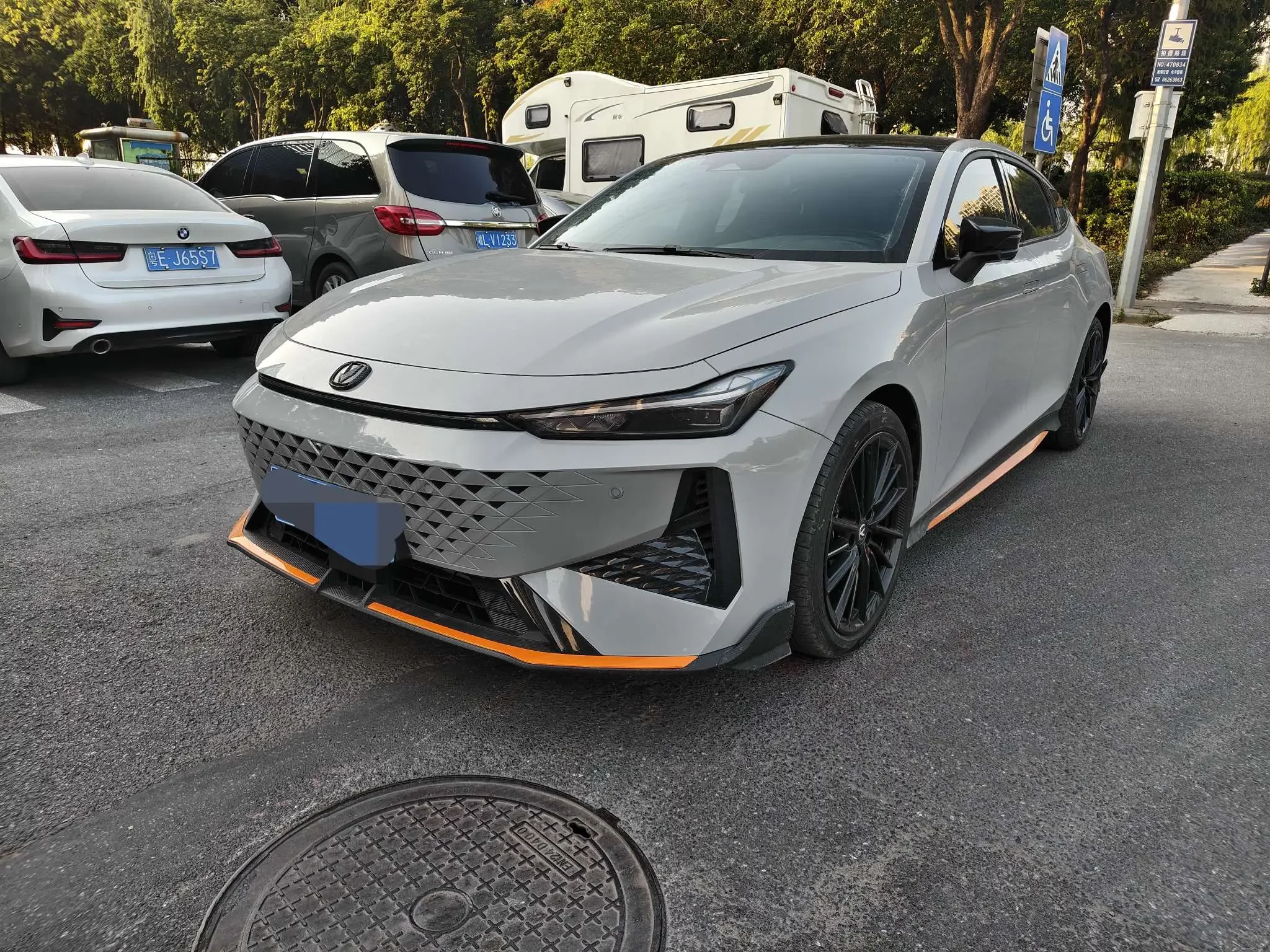 Changan UNI-V