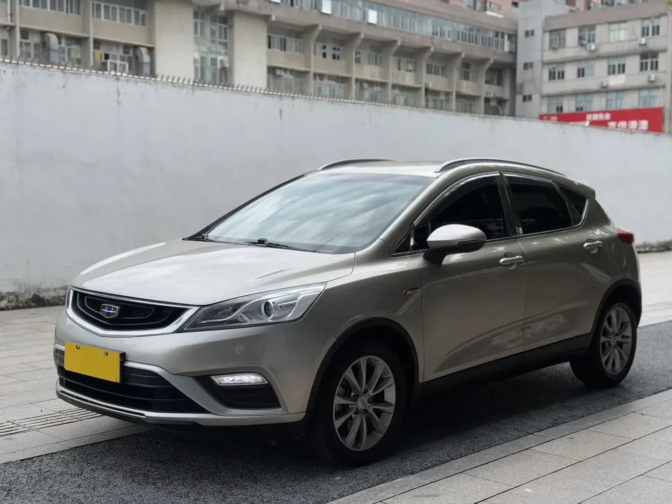 Geely Emgrand GS 2017