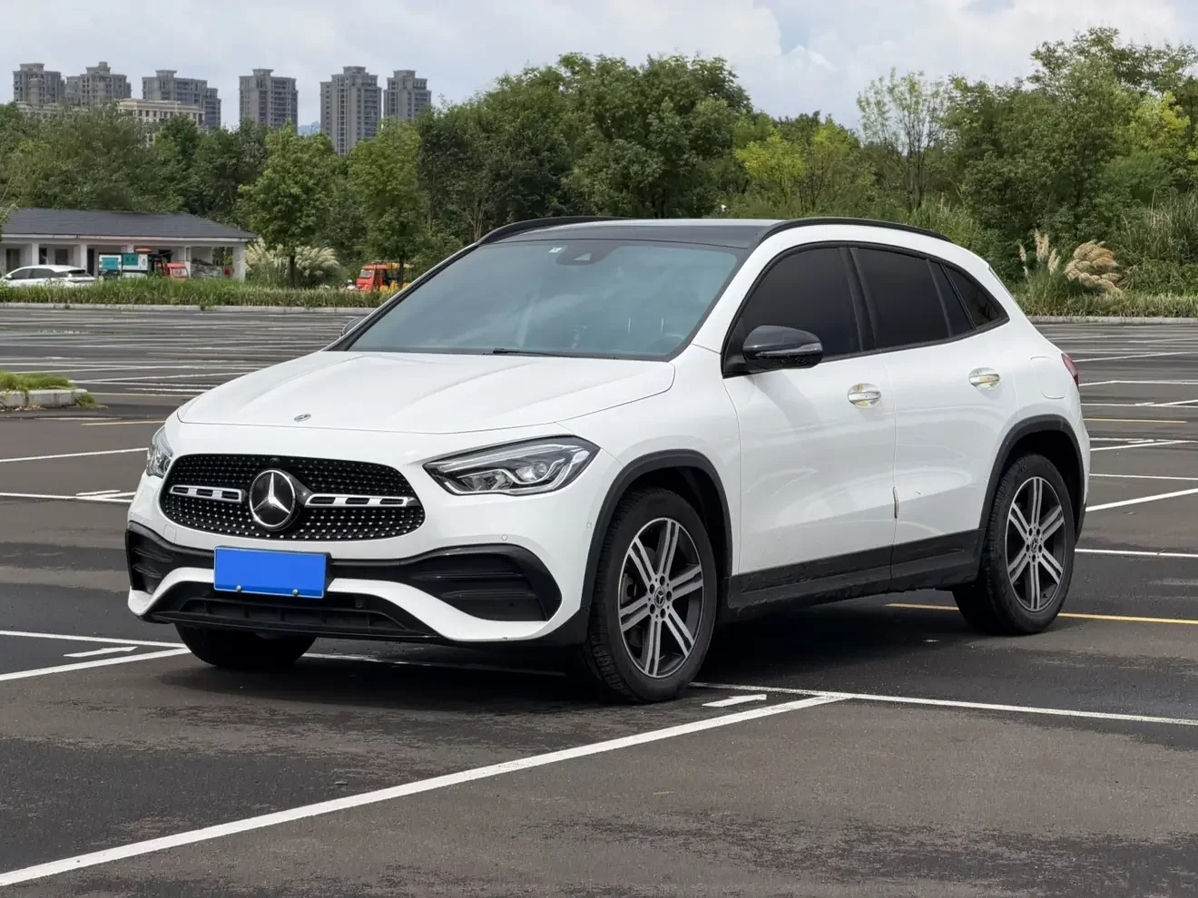 Mercedes-Benz GLA