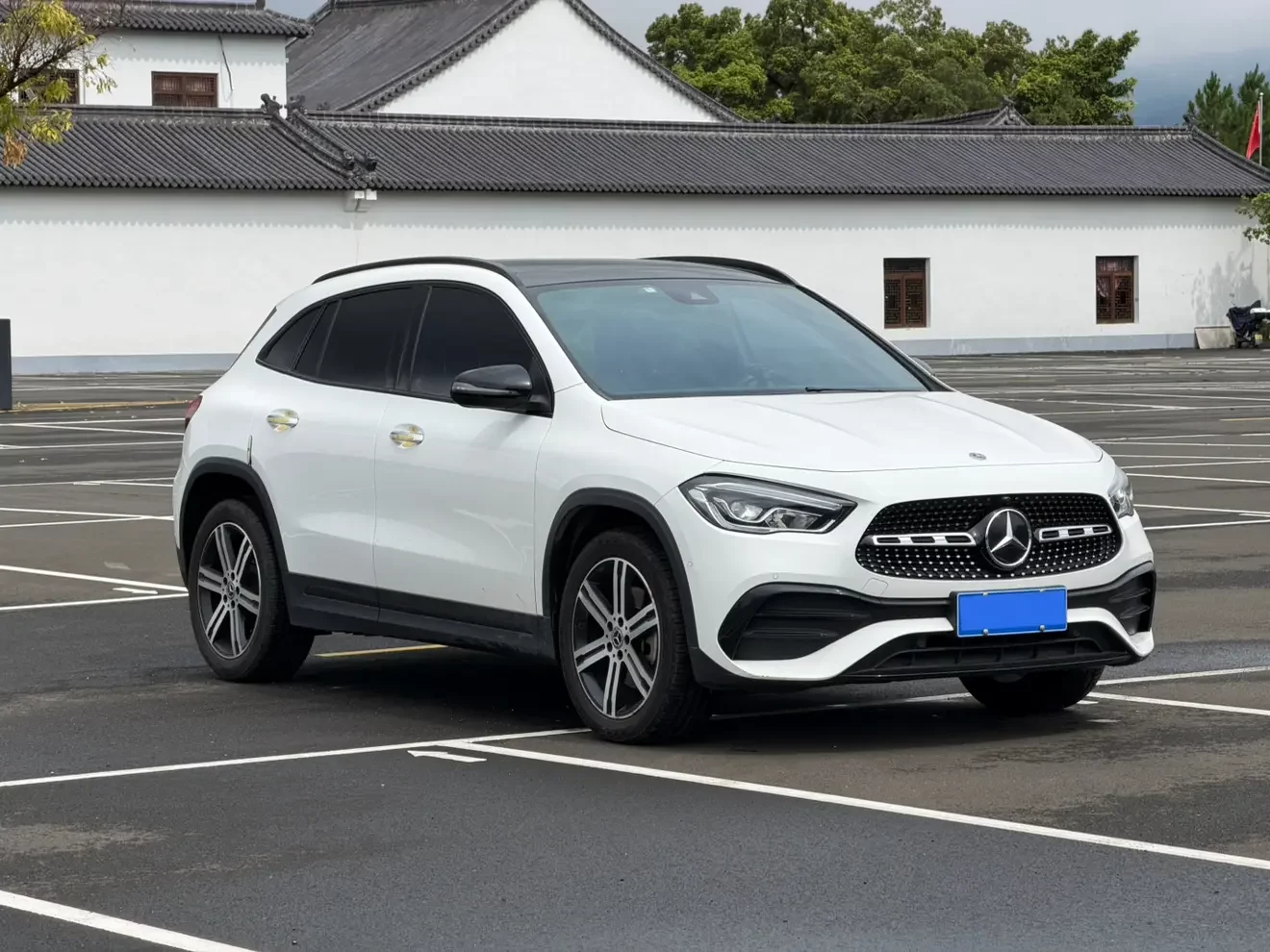 Mercedes-Benz GLA