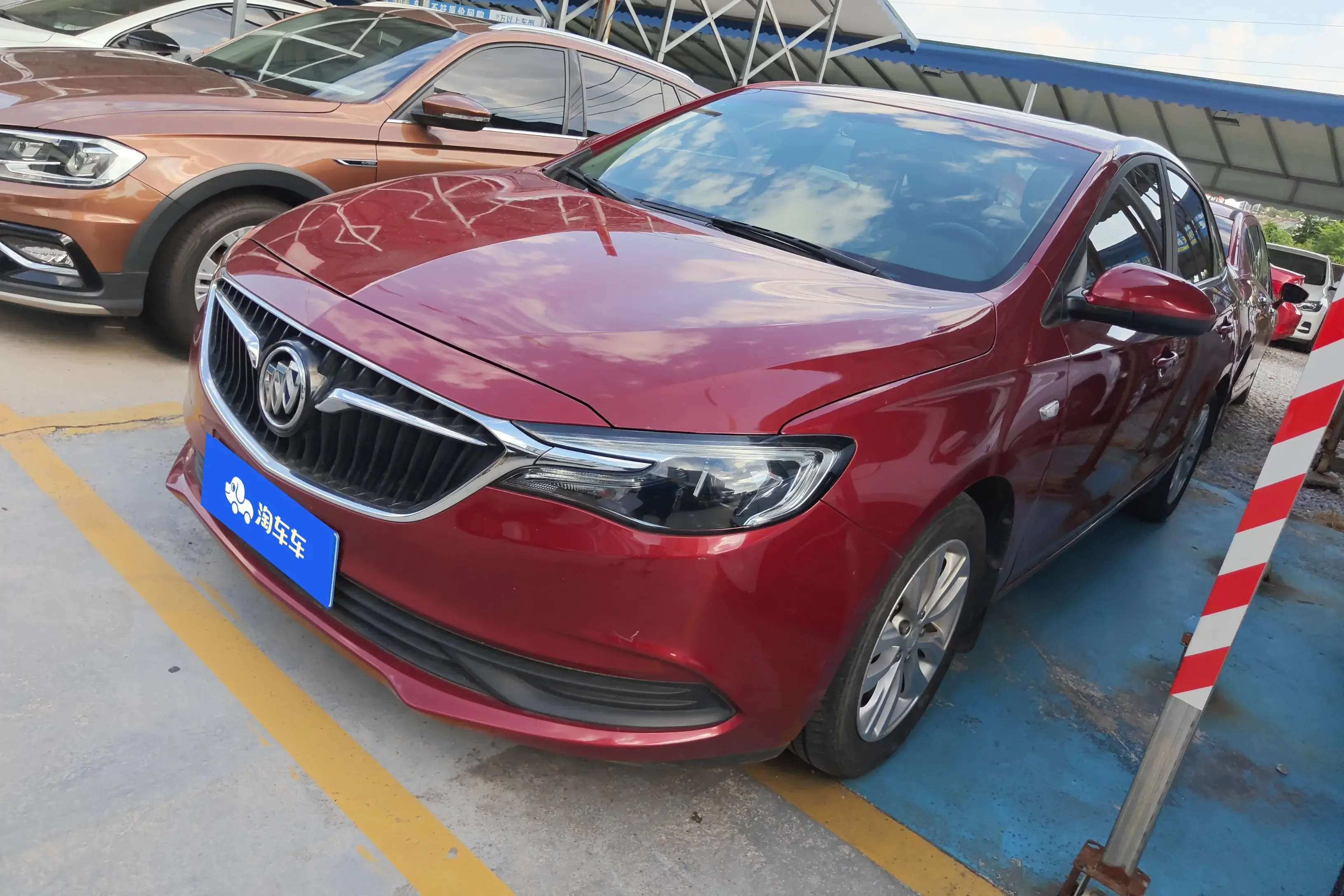 Buick Yinglang  из Китая