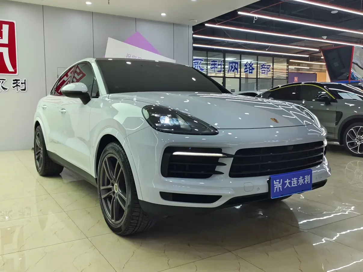Porsche Cayenne Coupe