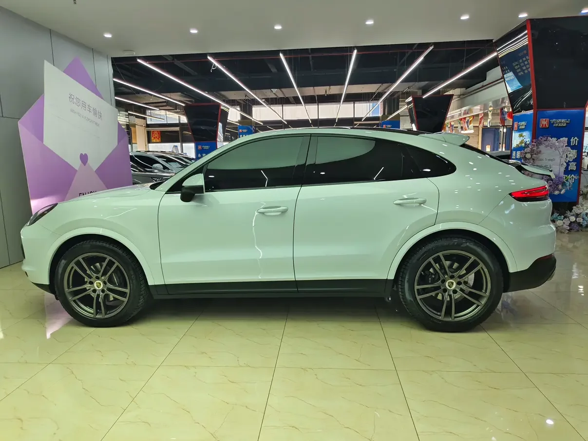 Porsche Cayenne Coupe
