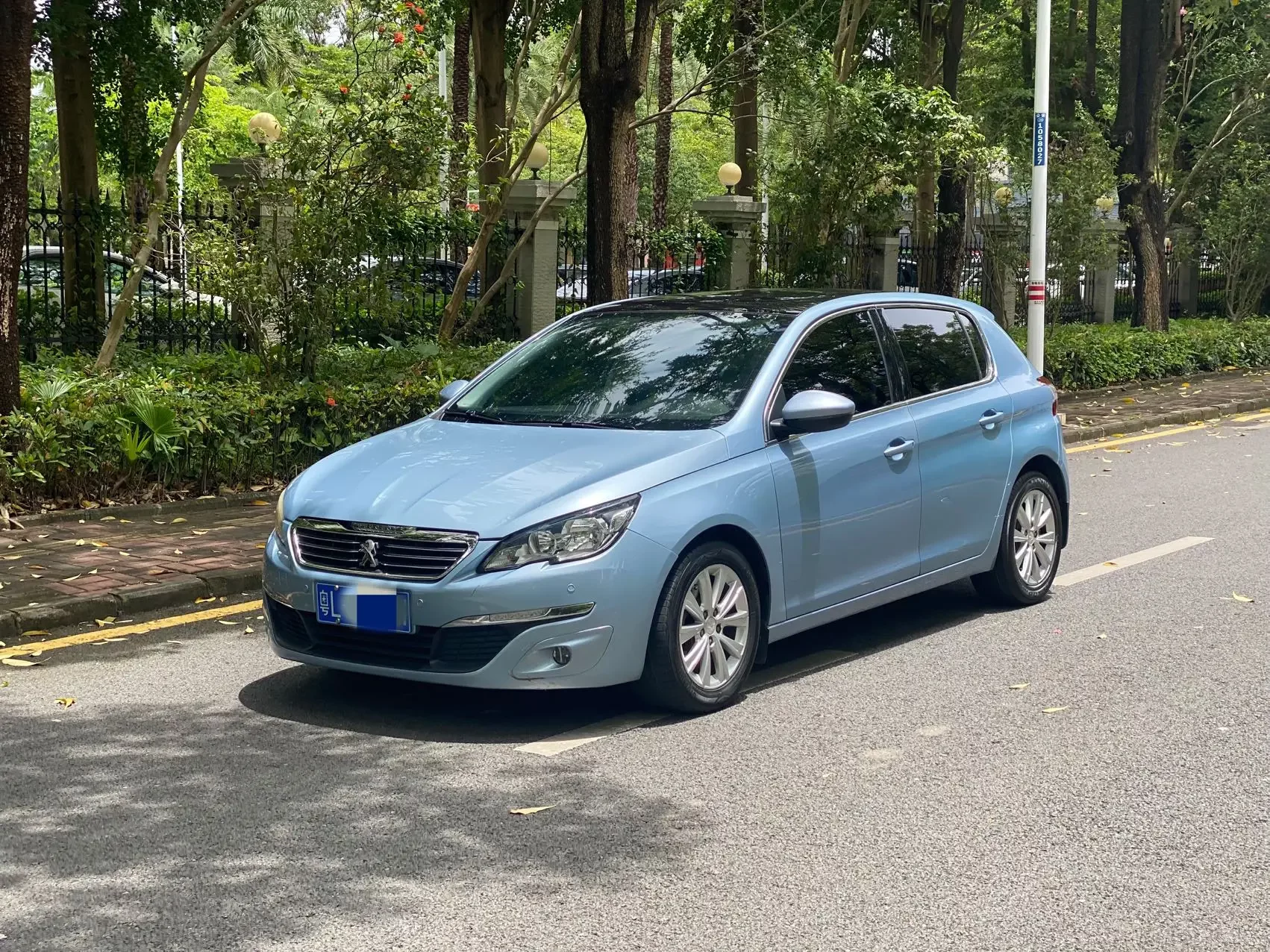 Peugeot 308S  из Китая