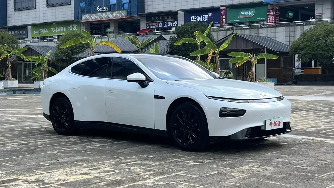 Xpeng P7