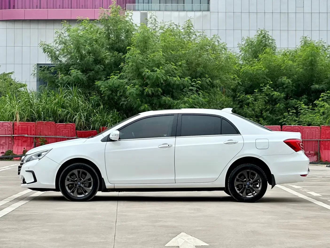 BYD Qin DM