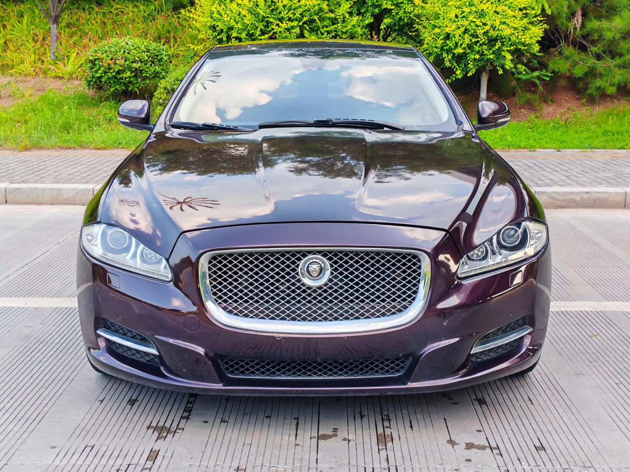 Jaguar XJ  из Китая