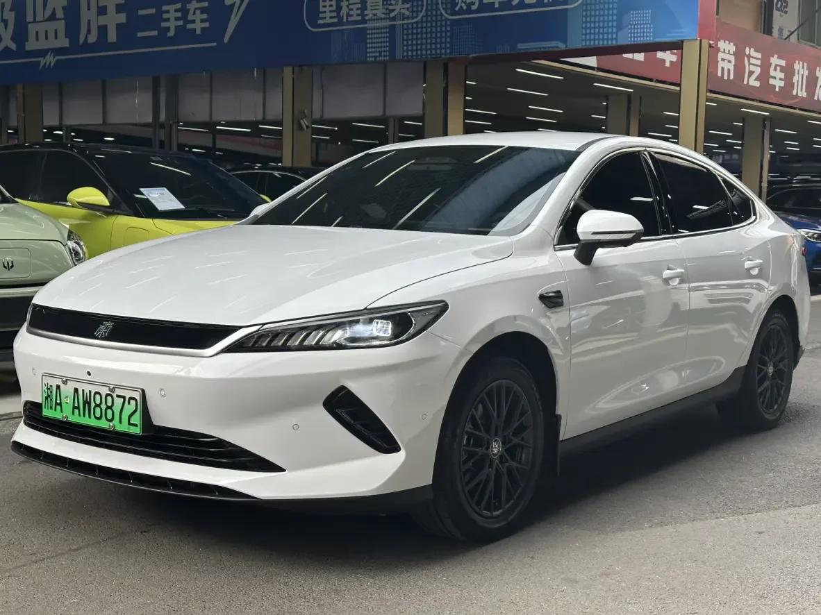 BYD Qin PLUS EV 2025