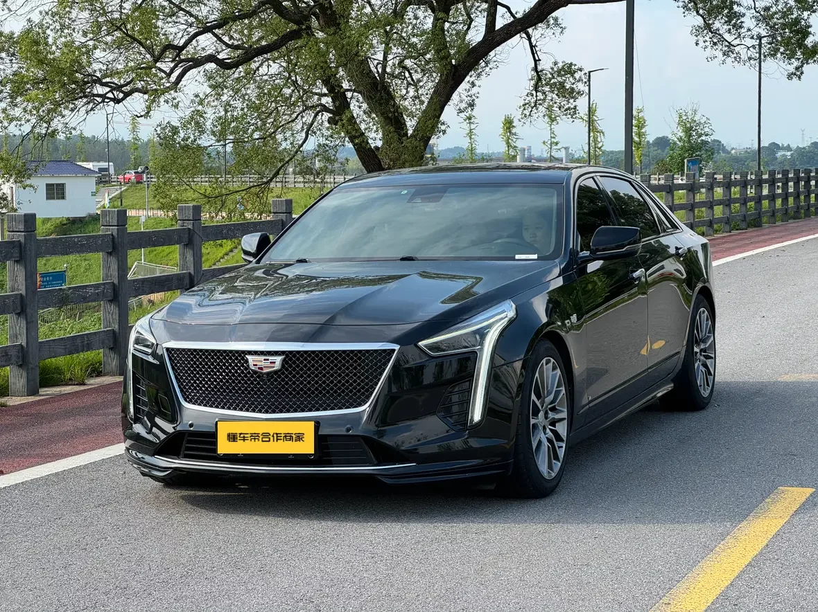 Cadillac CT6 2022