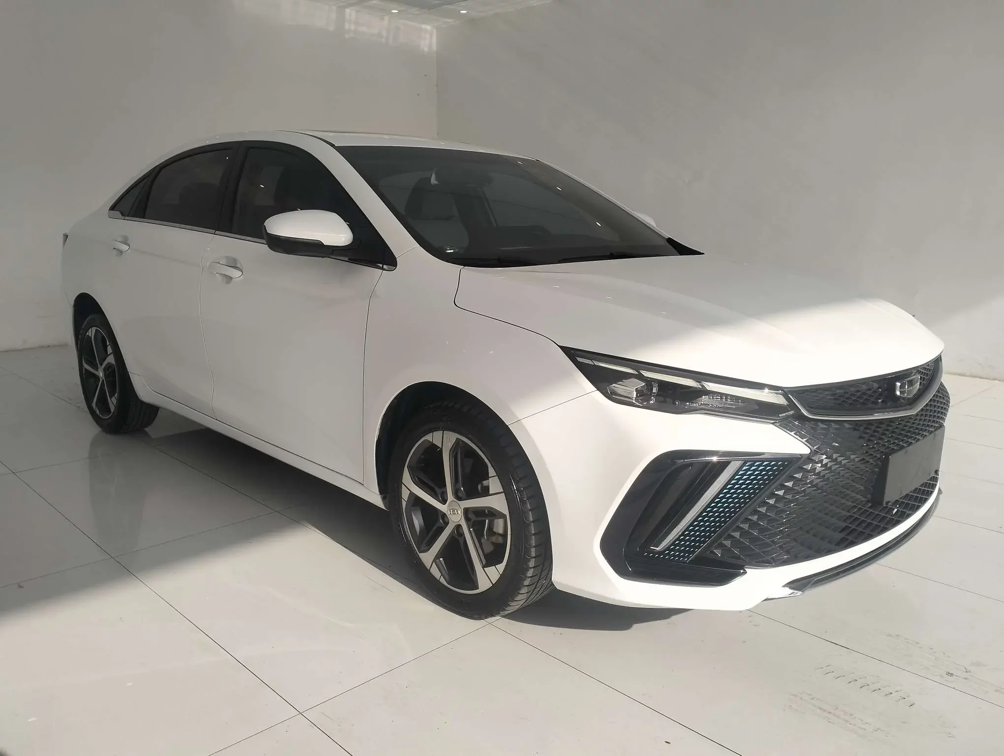 Geely Emgrand L