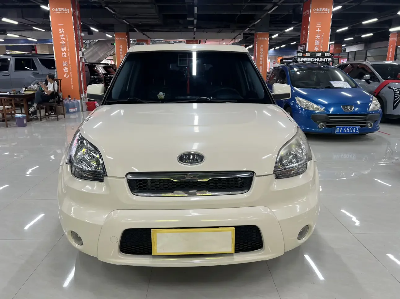Kia Shor  из Китая