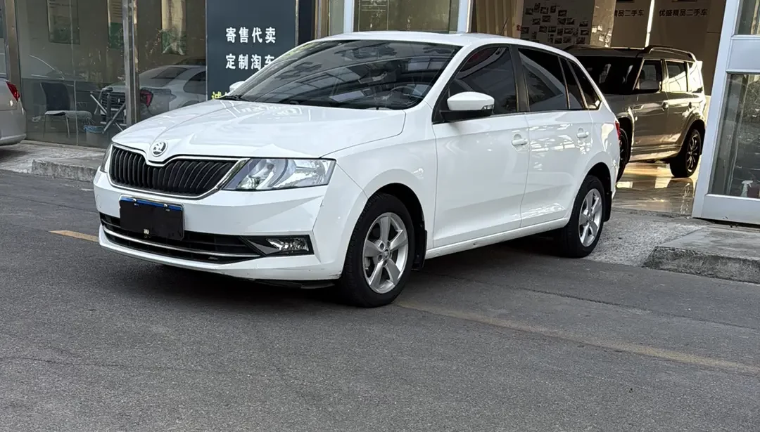 Skoda Xin Dong  из Китая