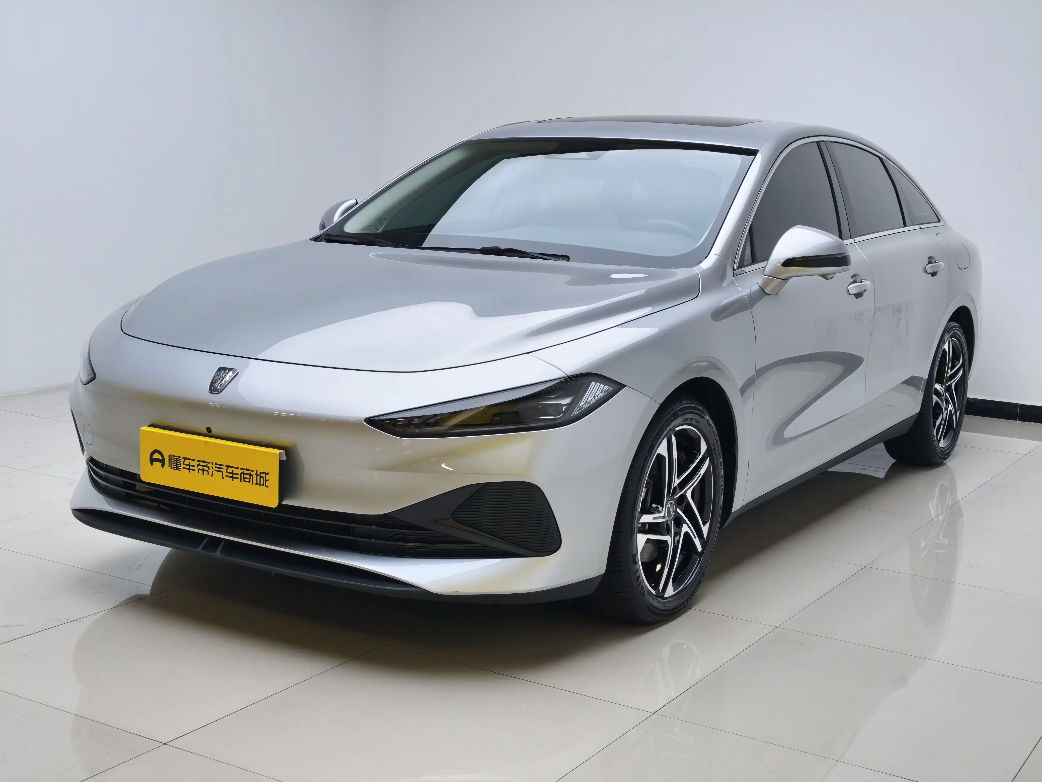 Roewe D7 DMH