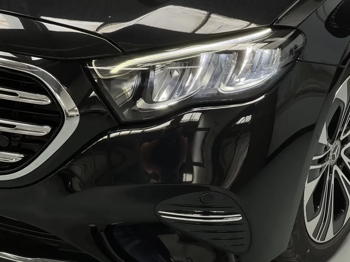 Mercedes-Benz E-Class PHEV