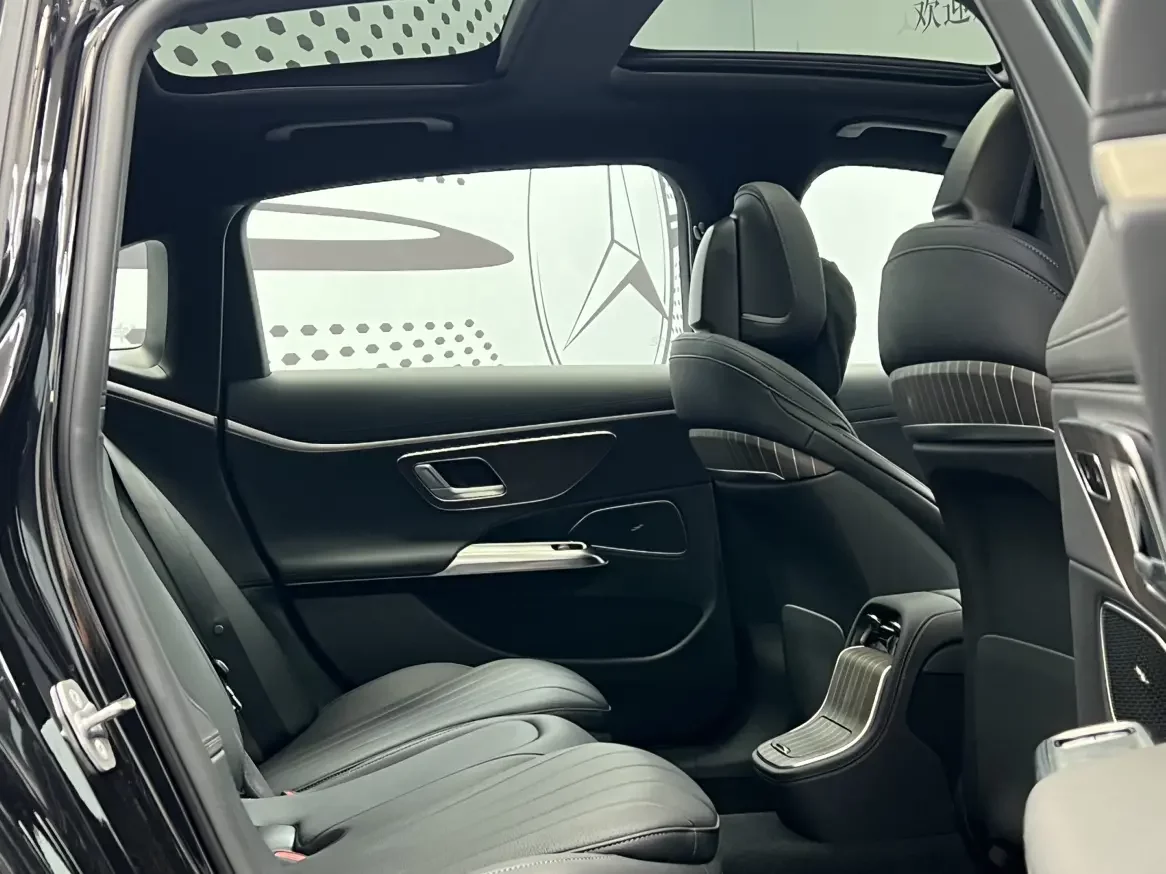 Mercedes-Benz E-Class PHEV