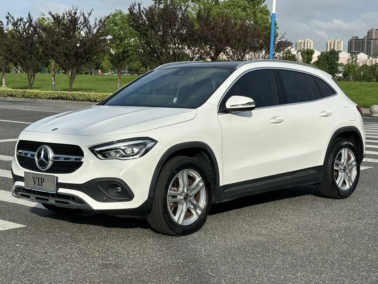 Mercedes-Benz GLA