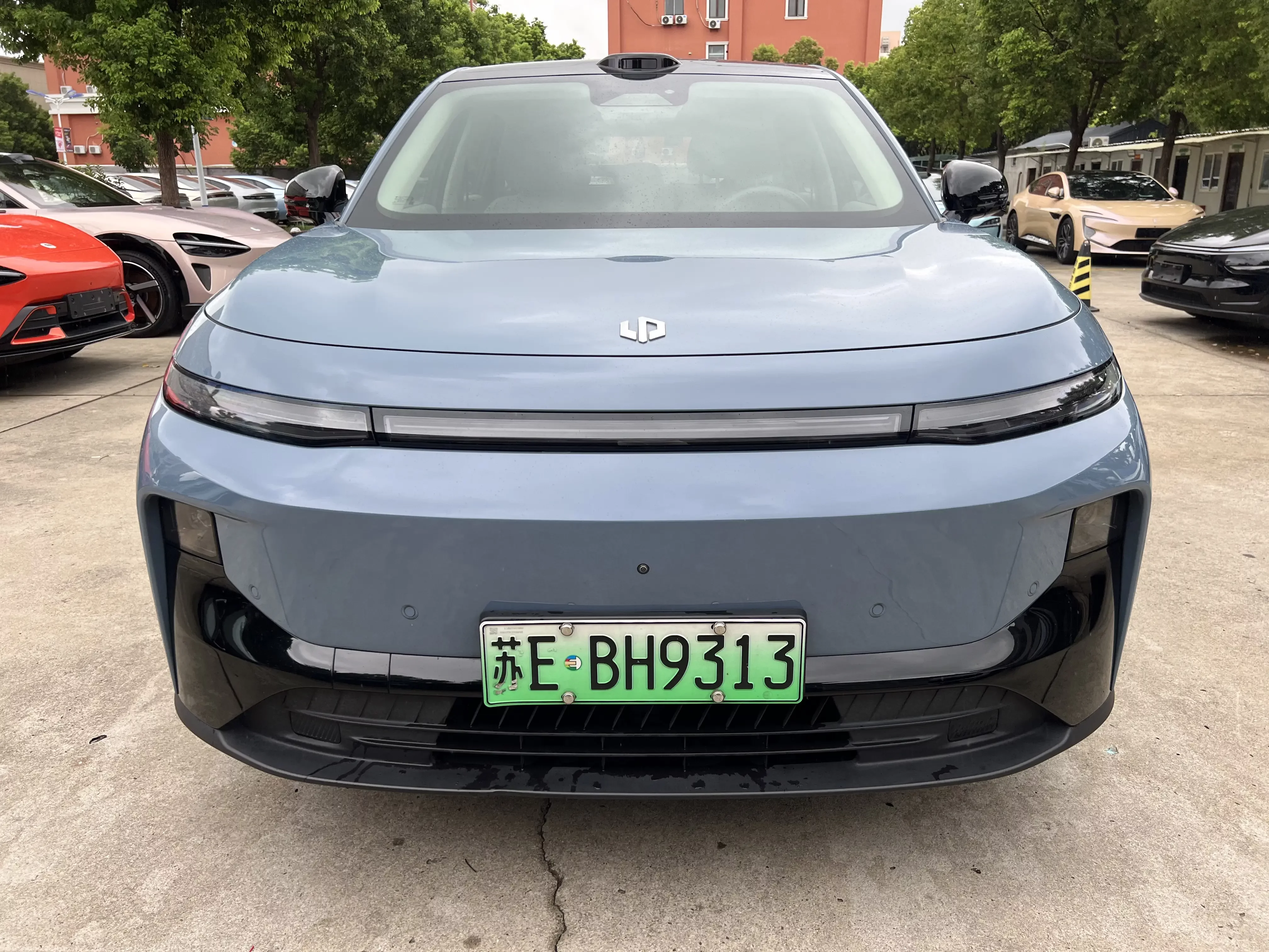 Leapmotor B10