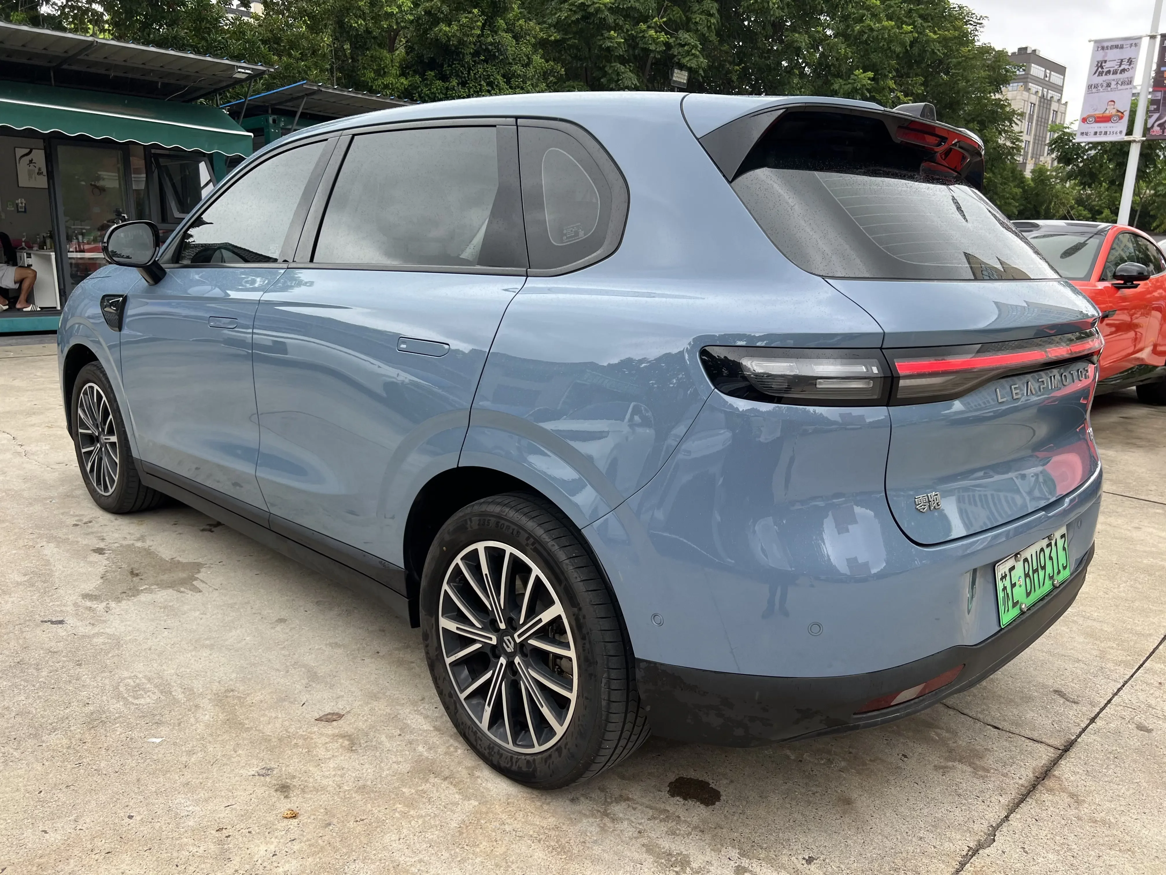 Leapmotor B10