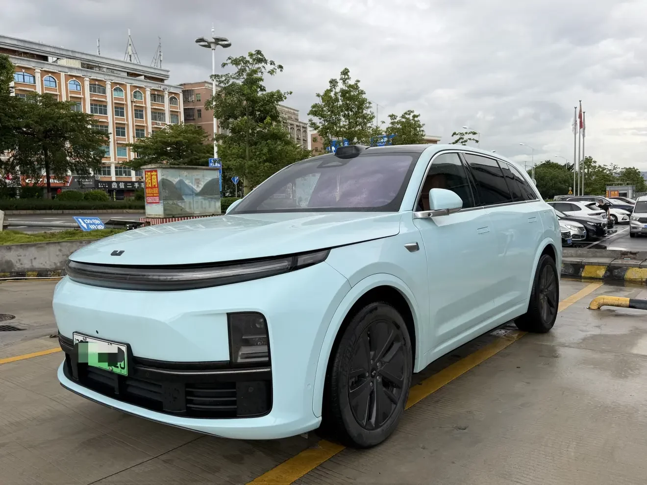 Lixiang L7