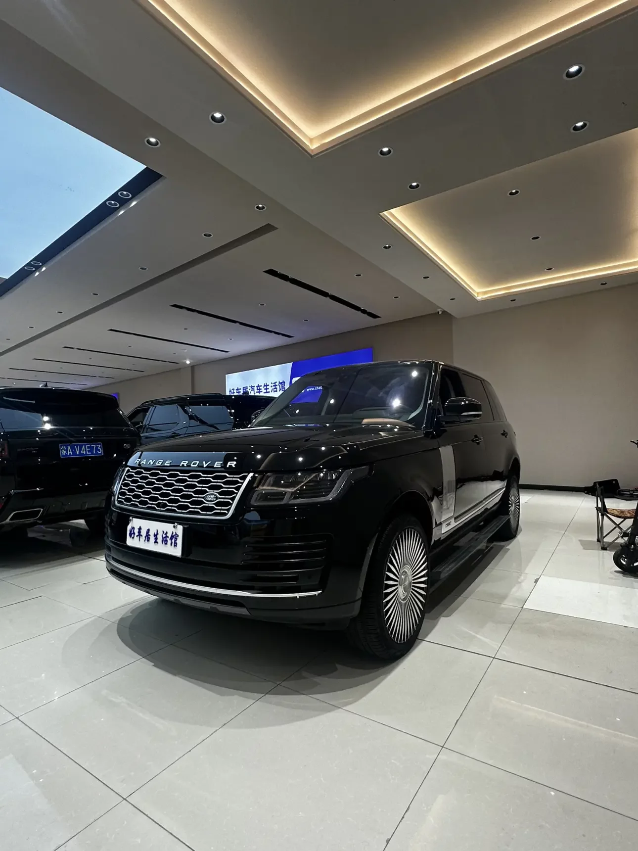 Land Rover range rover