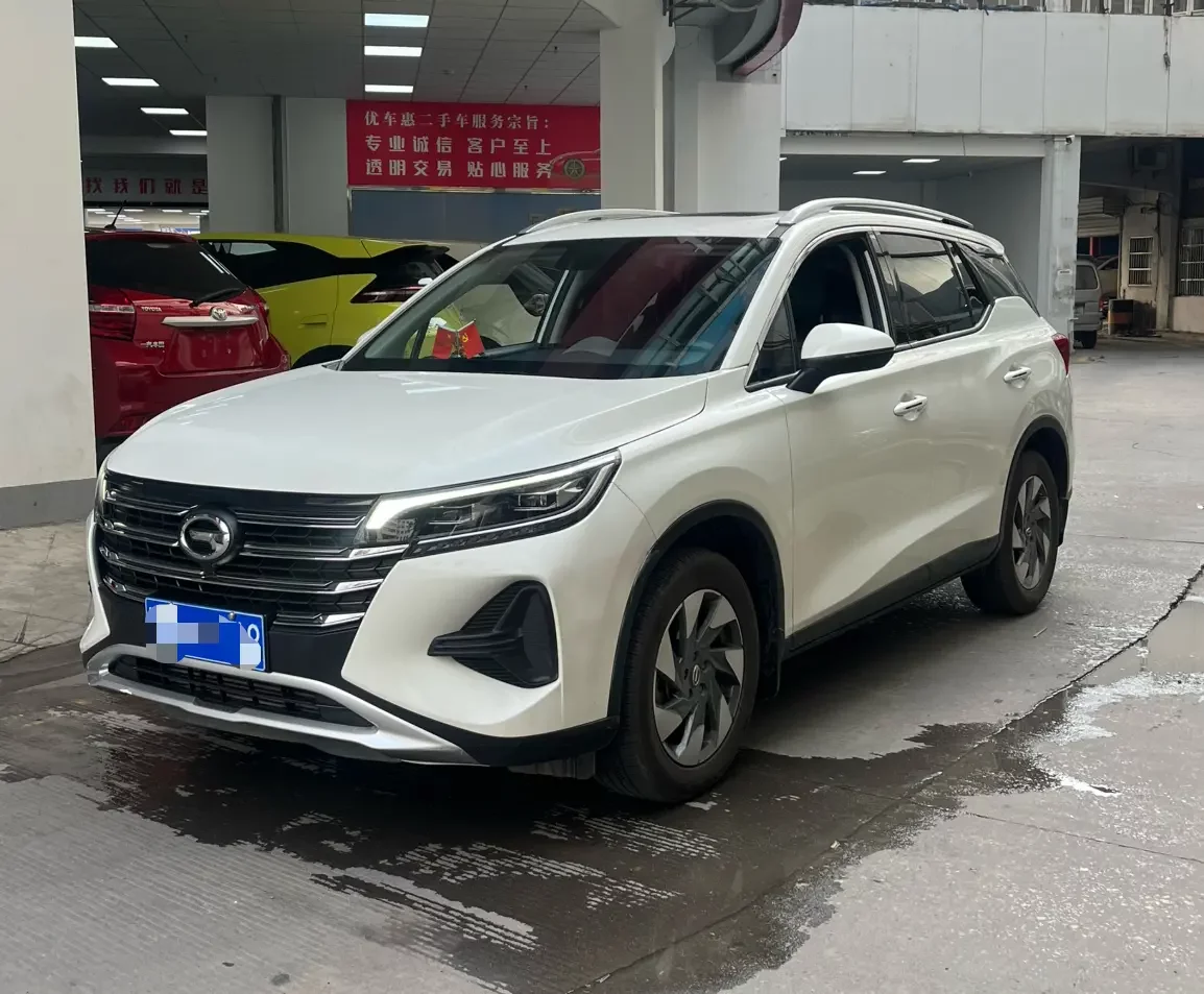 GAC Trumpchi GS4