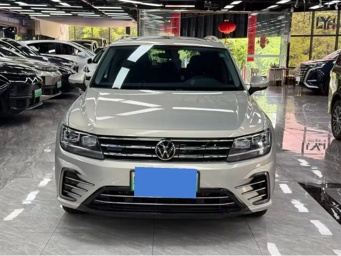 Volkswagen Tiguan L PHEV  из Китая