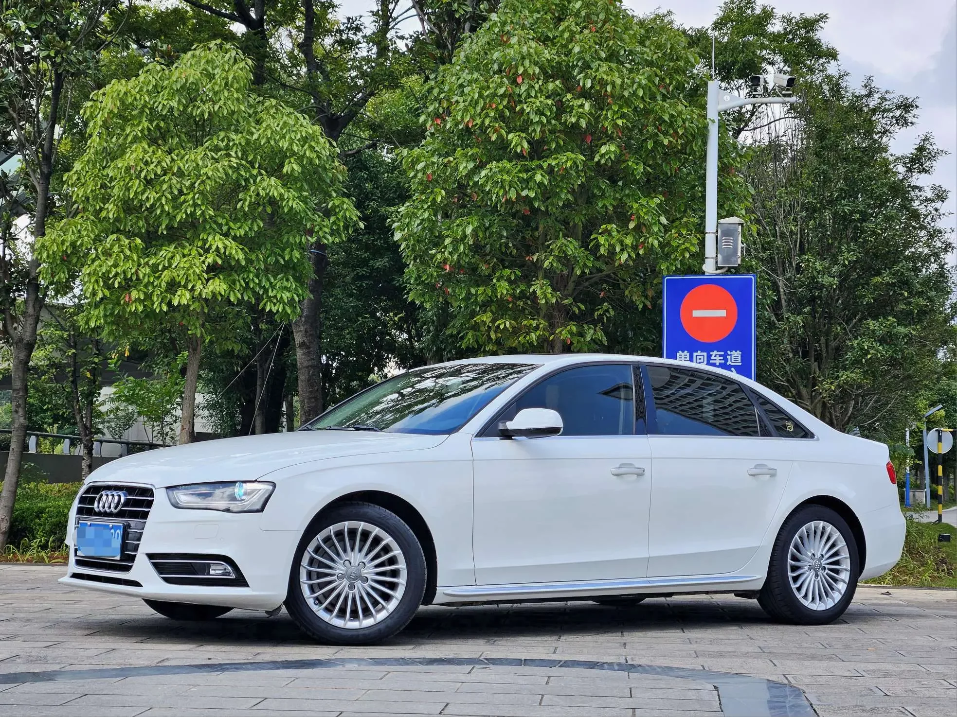Audi A4L