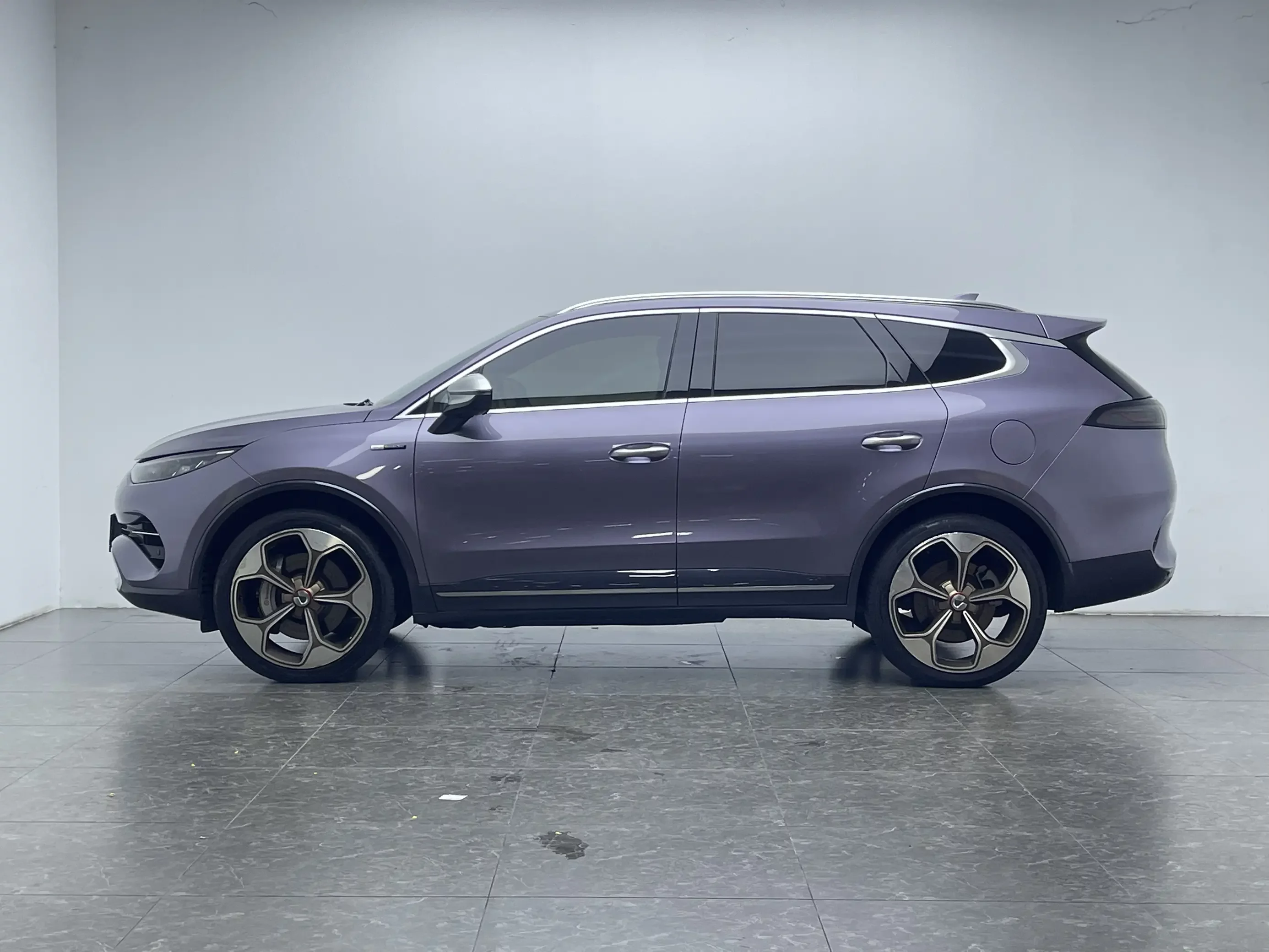 Denza X PHEV