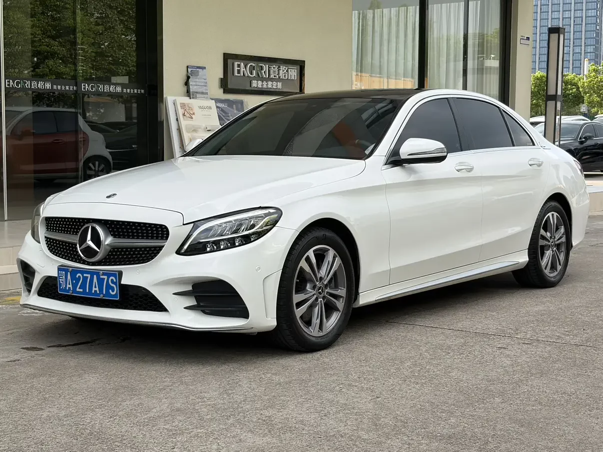 Mercedes-Benz C Class 2021