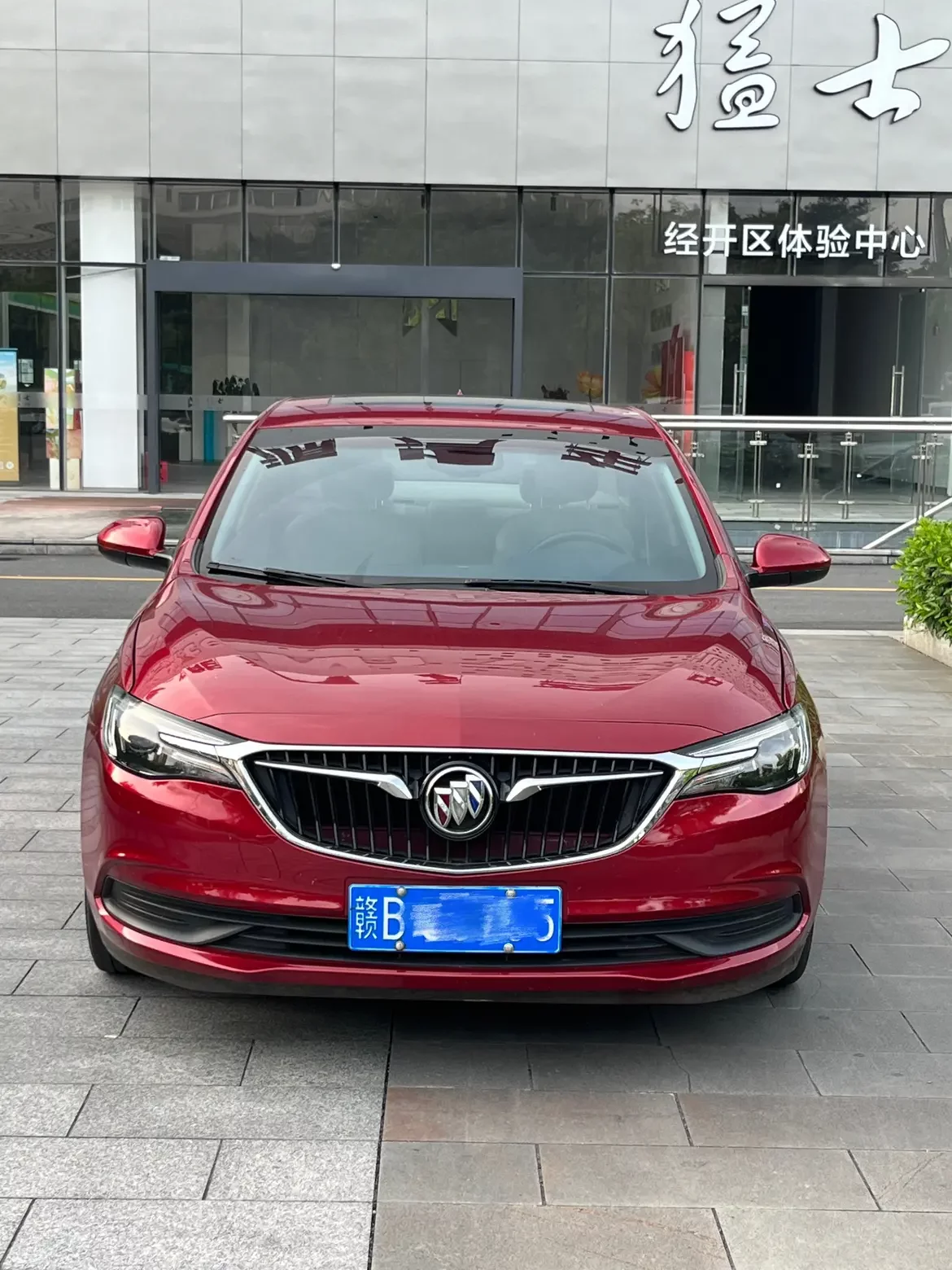 Buick Yinglang  из Китая