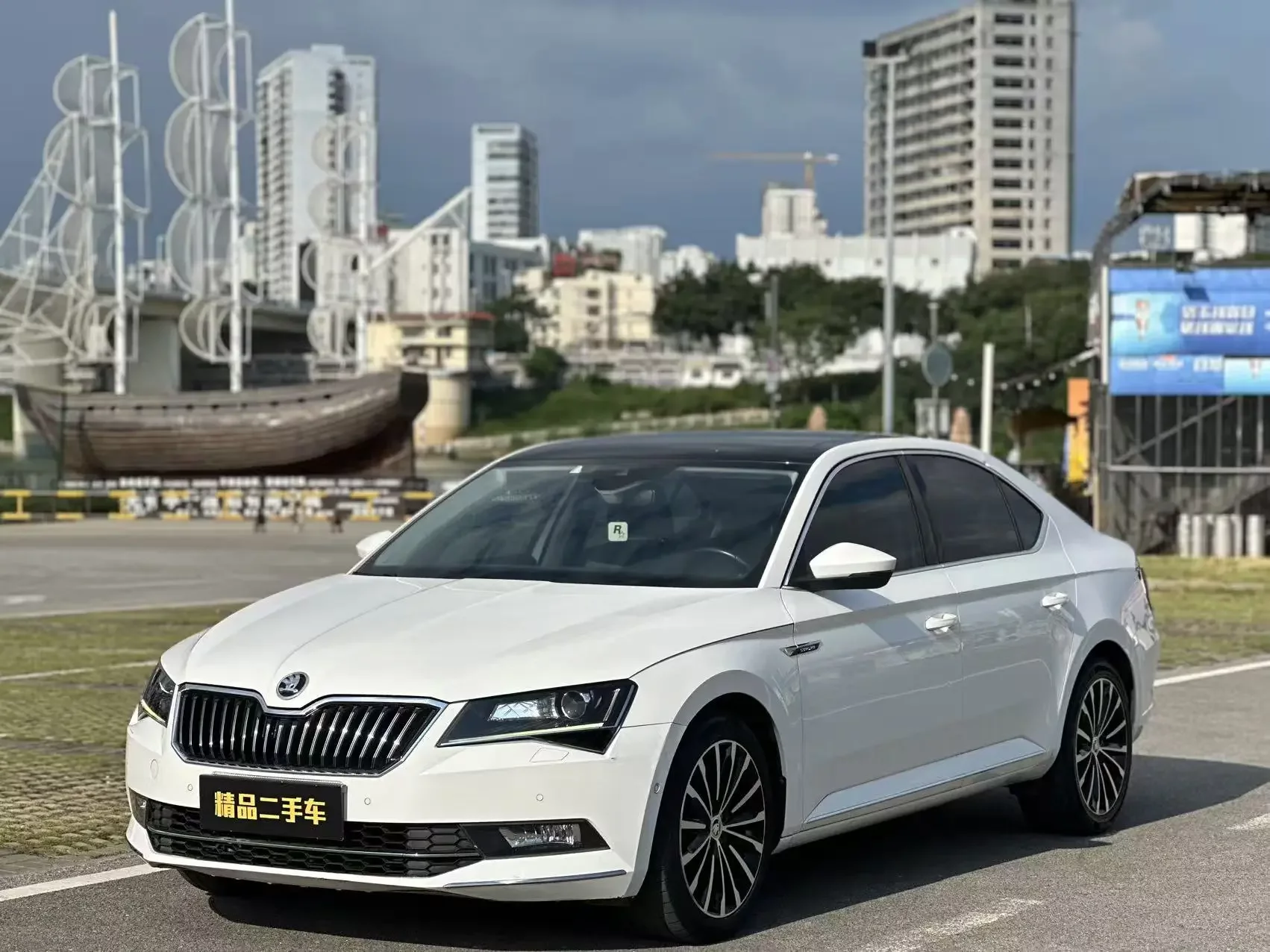Skoda SuperB
