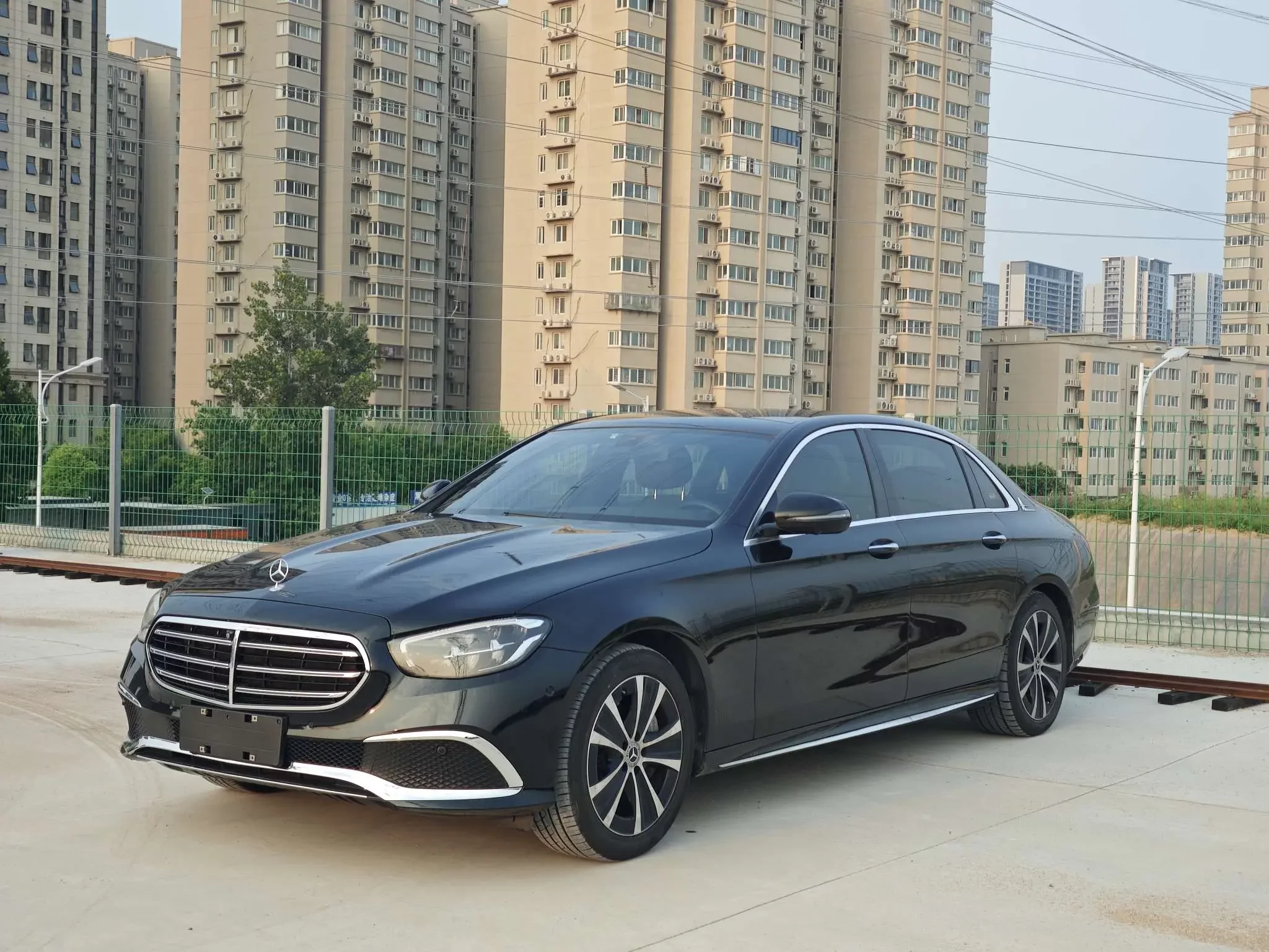 Mercedes-Benz E-Class PHEV