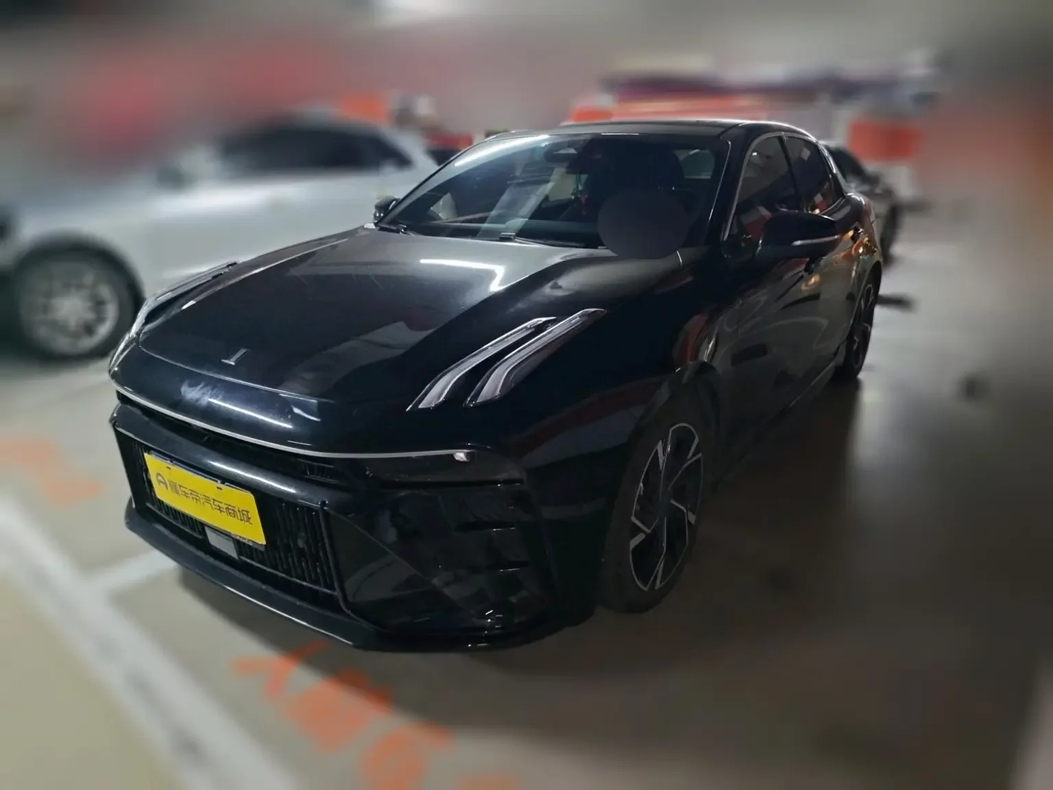 Lynk & Co 03