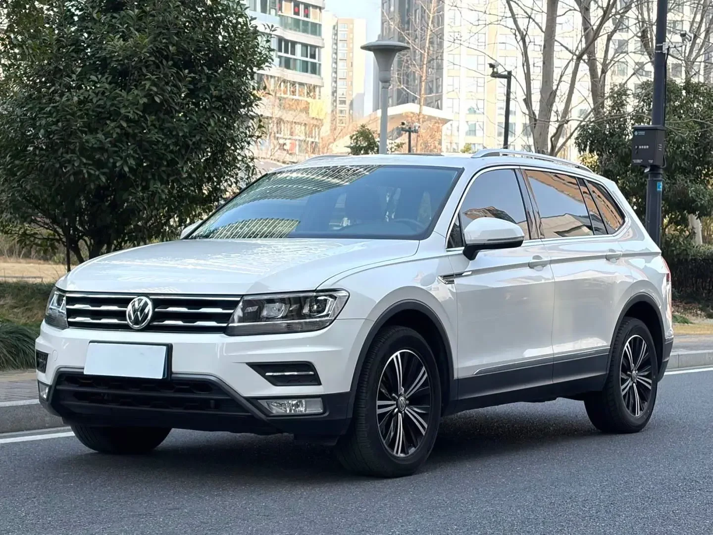 Volkswagen Tiguan L
