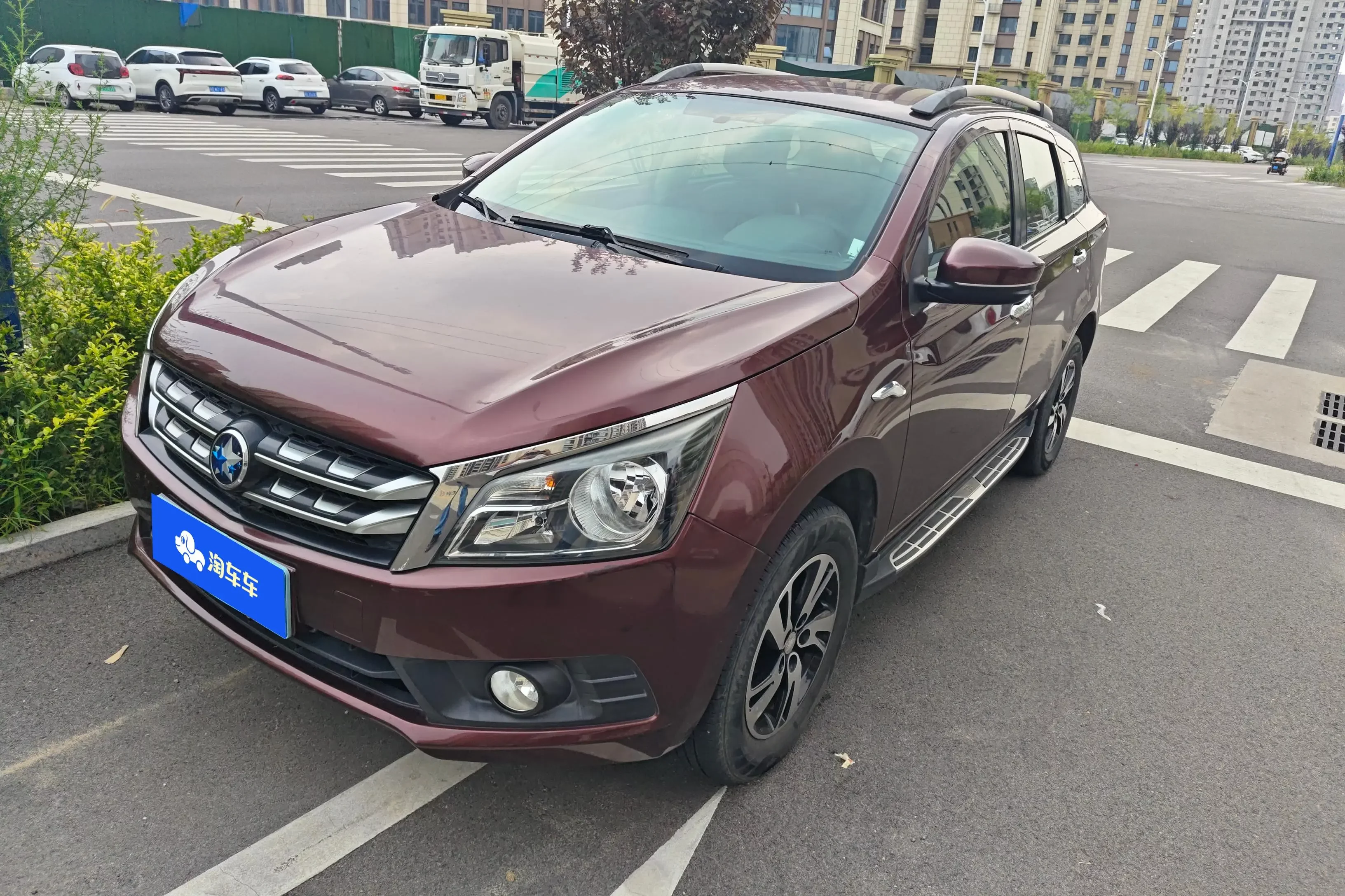Kai Chen Venucia T70  из Китая