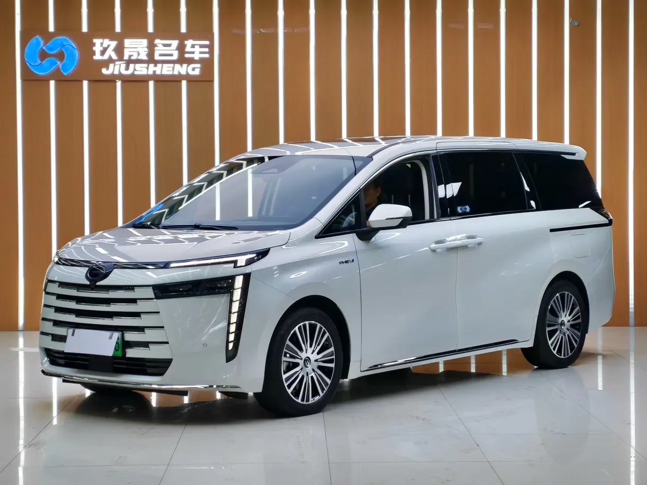 GAC Trumpchi E8 PHEV  из Китая