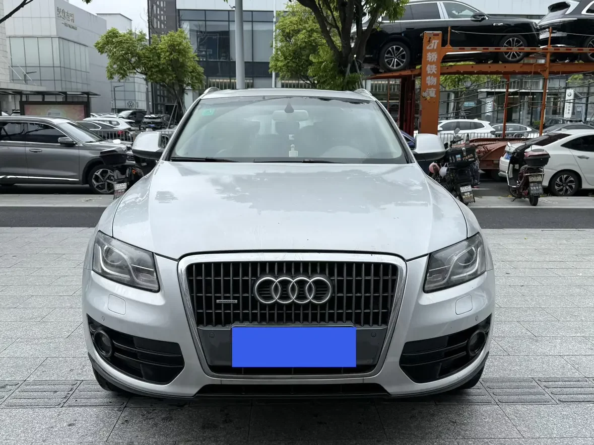 Audi Q5  из Китая