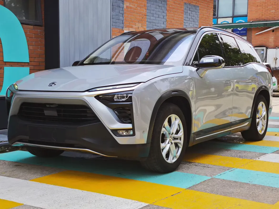 NIO ES8 2019