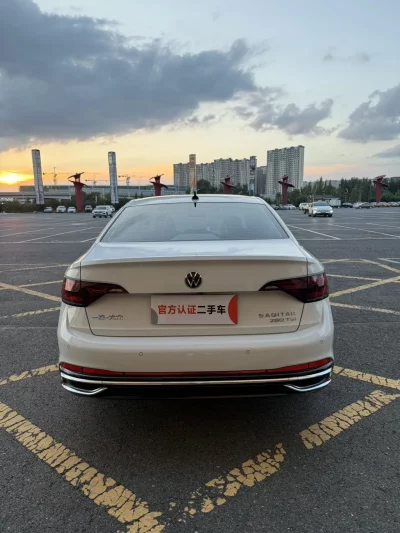 Volkswagen Sagitar