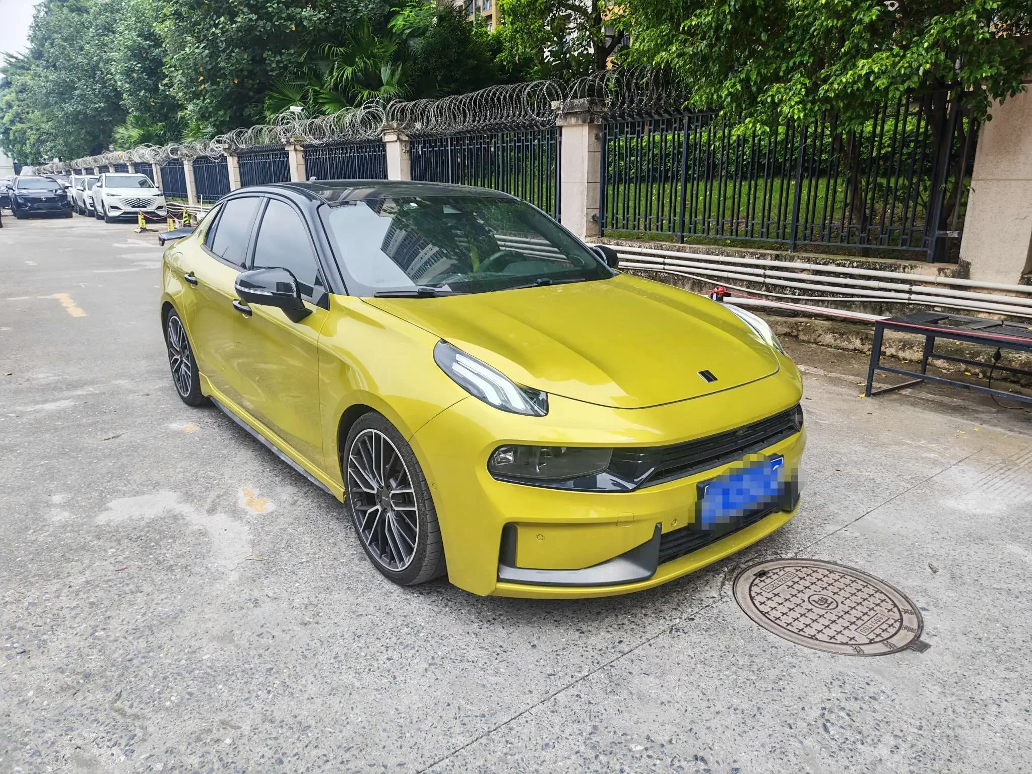 Lynk & Co 03