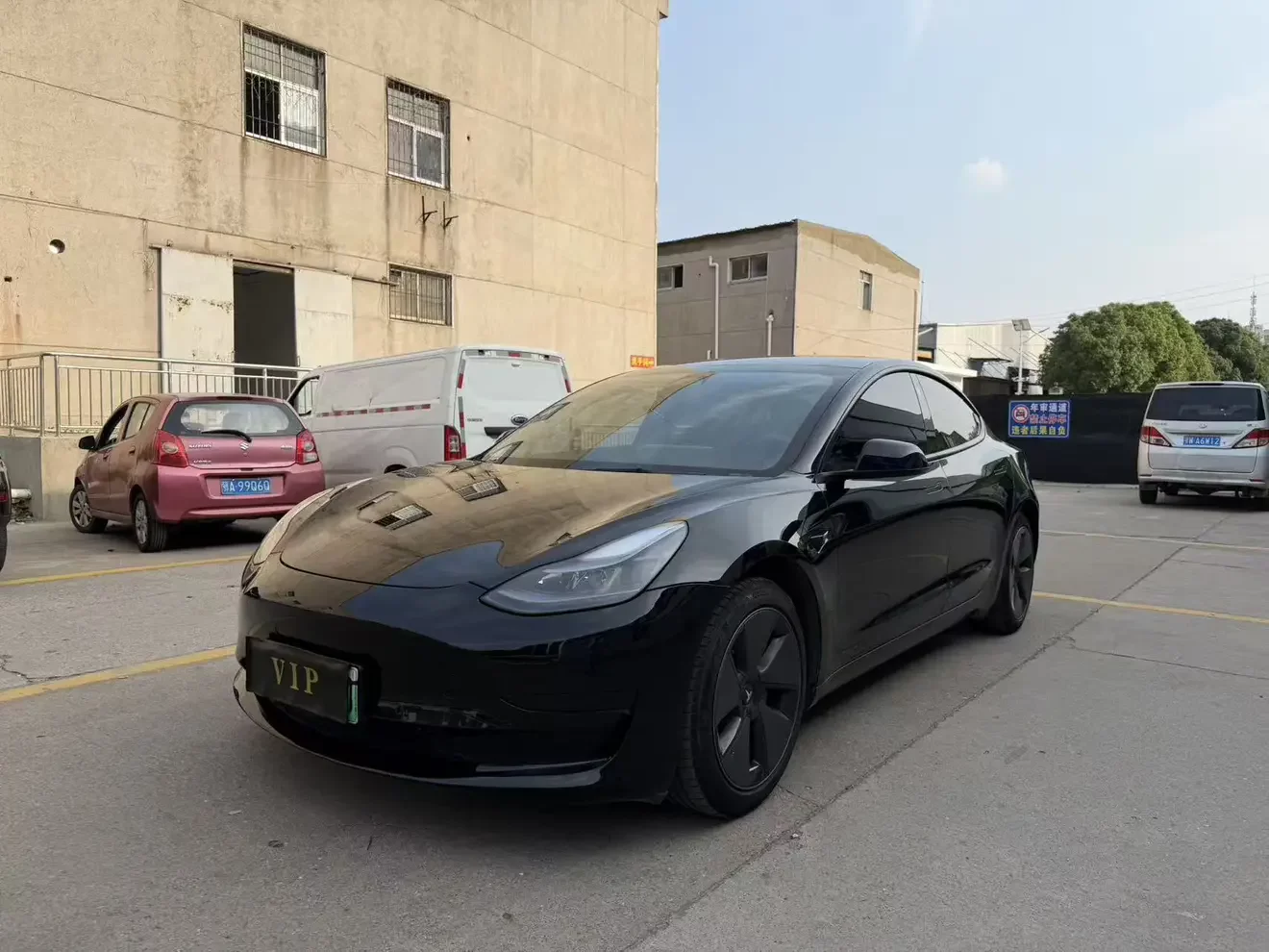 Tesla Model 3 2023