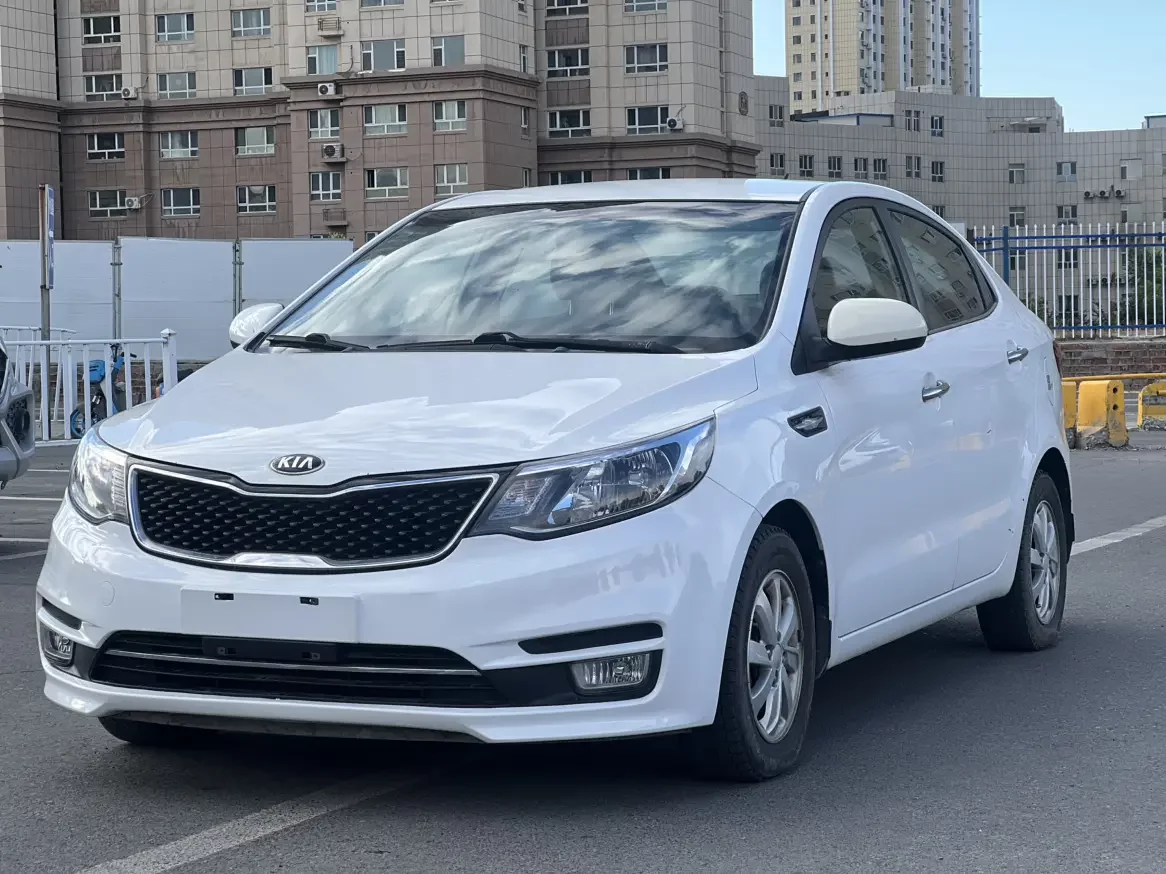Kia K2  из Китая