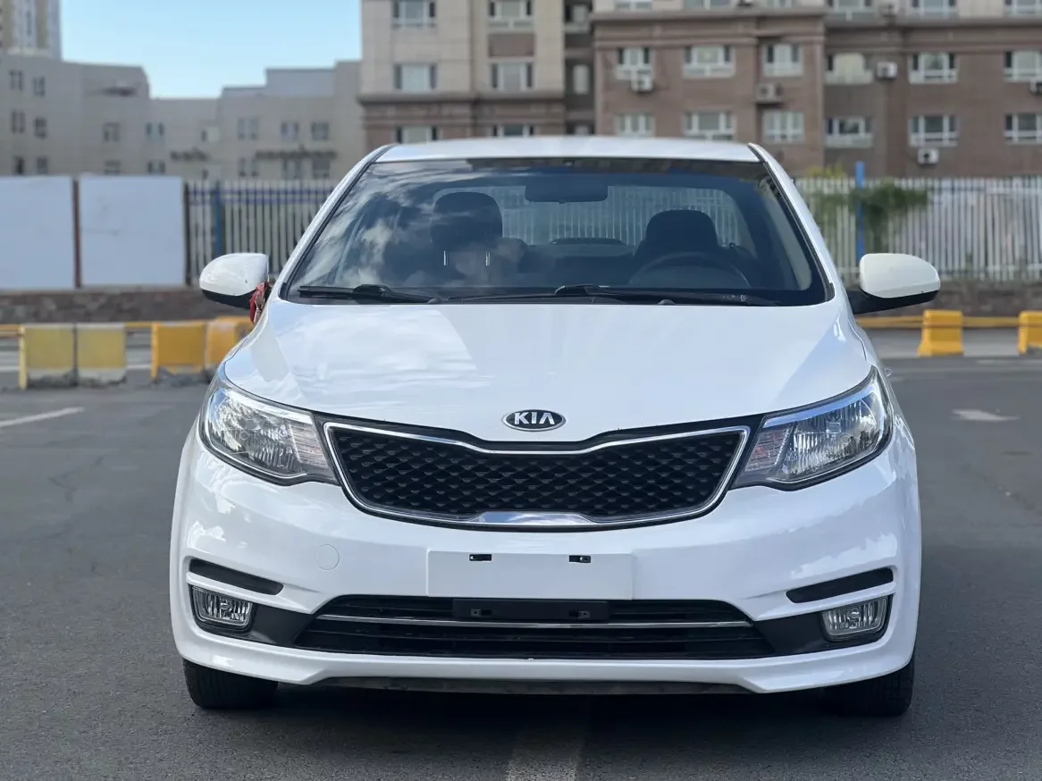 Kia K2  из Китая